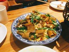 韭菜鸡蛋烤姥姥-味窑餐厅