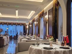 -马克西姆俄罗斯餐厅(通亚街店)