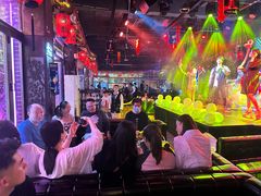 -喜鹊音乐酒馆(西街店)