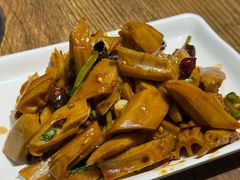 -叶派龙虾•招牌香辣蟹·海鲜(中海国际店)