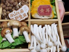 -廖掌柜·重庆鲜货火锅(上海首店)