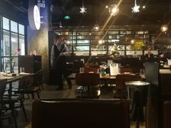 -Carbon莫卡哆·意大利复古集市餐厅(杭州大厦店)
