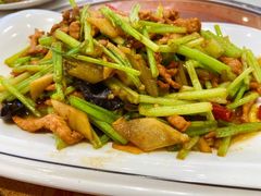-钟记陕南菜·煎锅鱼(红专南路店)