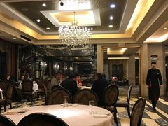 -品悦酒店(三林古镇店)