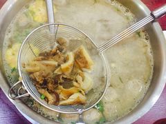 沙茶牛腩拼脆骨锅底-广味鲜潮汕牛肉火锅(延安三路店)