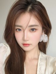 -诗悦发型烫染SALON