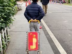 -四川小胡子海鲜(丁村万人海鲜广场店)