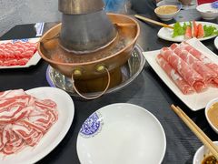 -楼外楼大刀肉传统火锅居(幸福街店)