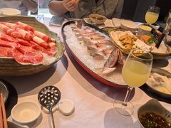 -泓炙颐凤鲜海鲜火锅料理(桐乡店)