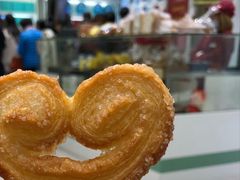 小蝴蝶酥-上海哈尔滨食品厂(淮海中路店)