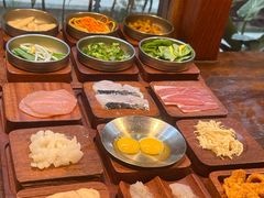 -银米·云南传统过桥米线(双廊黑金冠店)