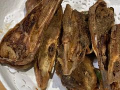 招牌椒盐鸭头-聚汇三少·龙虾·中餐厅(莫邪路新天地店)
