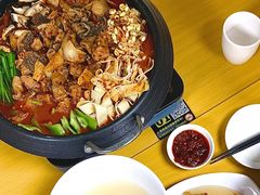辣炒肥肠锅-屋里家延边朝鲜族冷面(南园店)