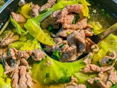-全牛匠·乐山跷脚牛肉(新中关店)