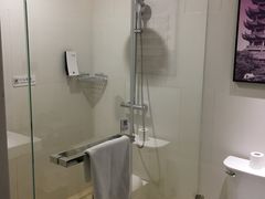 -武汉武昌站街道口华美达安可酒店