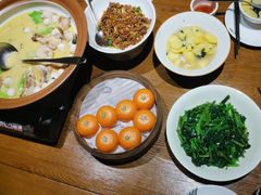 -湘力力小院·鱼汤泡饭(枫林路店)