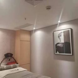 -PE SALON