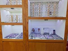 -沪睛眼镜蔡司官方授权店(金桥佳林路店)