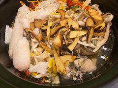 -菌乡缘·野生菌蒸汽鱼火锅(江边夜市店)