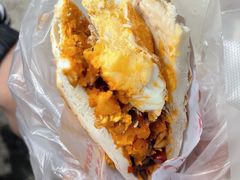 -清真马乐贝腊牛肉蛋黄菜夹馍(马蓉洒金桥店)