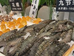 -领鲜活海鲜榴莲自助火锅(东门店)