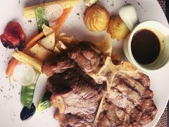 碳烤t骨牛排-上岛咖啡(珠园店)