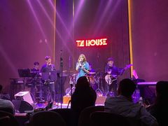 -TZ House音乐现场(来福士中心店)