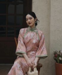 -租旗袍租礼服馆