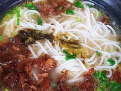 -花溪巷牛肉粉(泉城路店)