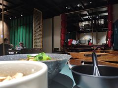 -八月美食小馆(银泰城总店)