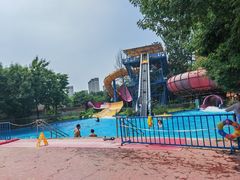 -欢乐水魔方水世界