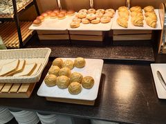 -上海浦东中心万枫酒店