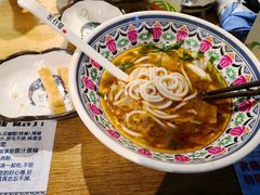 -鑫花溪牛肉米粉(人民广场店)