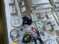 -鑫羽黄金首饰奢侈品回收鉴定