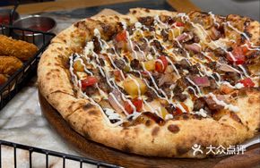 Premium Wagyu Beef Handmade Pizza (9-inch)