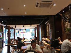 大堂-弄堂咪道-饭香·面香·馄饨香(钦州北路田尚坊店)
