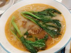 高汤牛腩面-东方之珠海鲜酒楼(南开店)