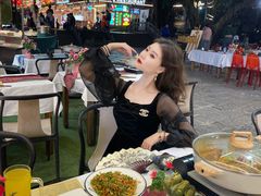 -刘姐啤酒鱼民族演艺餐厅(西街总店)