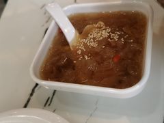 -凤凰路何眼镜香辣蟹(花果园店)