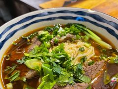 香辣牛腩面-食之六七·面(朝阳大悦城店)