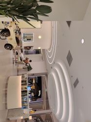 -PE SALON