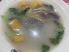 -大脸鸭记鸭血粉丝·小锅米线(水游城店)