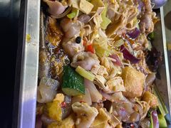 -后街佬·炭火鲜鱼杂(南城店)