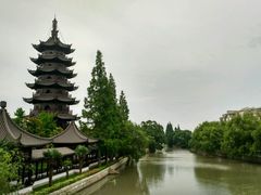 塔园-安方塔