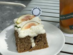 -ADO KAFE(大学城店)