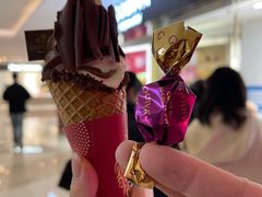 双色冰激凌-GODIVA(港汇恒隆广场)