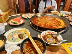 -沸炉重庆老火锅(军事博物馆店)