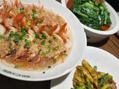 -新白鹿餐厅(滨江银泰店)