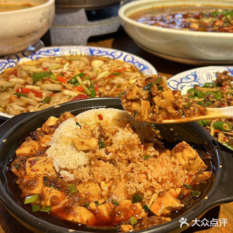 泸州！本地人真正的干饭小食堂！人均4.50r