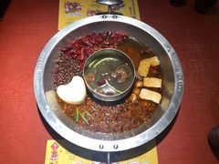 菌菇汤鸳鸯锅底-谭鸭血老火锅(龙湖宝山天街店)